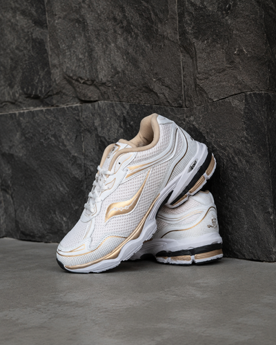 کفش کتانی ساکونی اسپرت مردانه رنگ سفید طلایی مدل (Saucony ProGrid) سبک و راحت