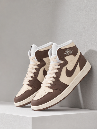 کفش کتانی نایک جردن 1 ساق بلند قهوه ای کرم Nike Air Jordan 1 Mid Brown ست زن و مرد