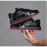کتونی بسکتبال مردانه نایک ایر جردن 1 مشکی زیره قرمز (Air Jordan 1 Low)