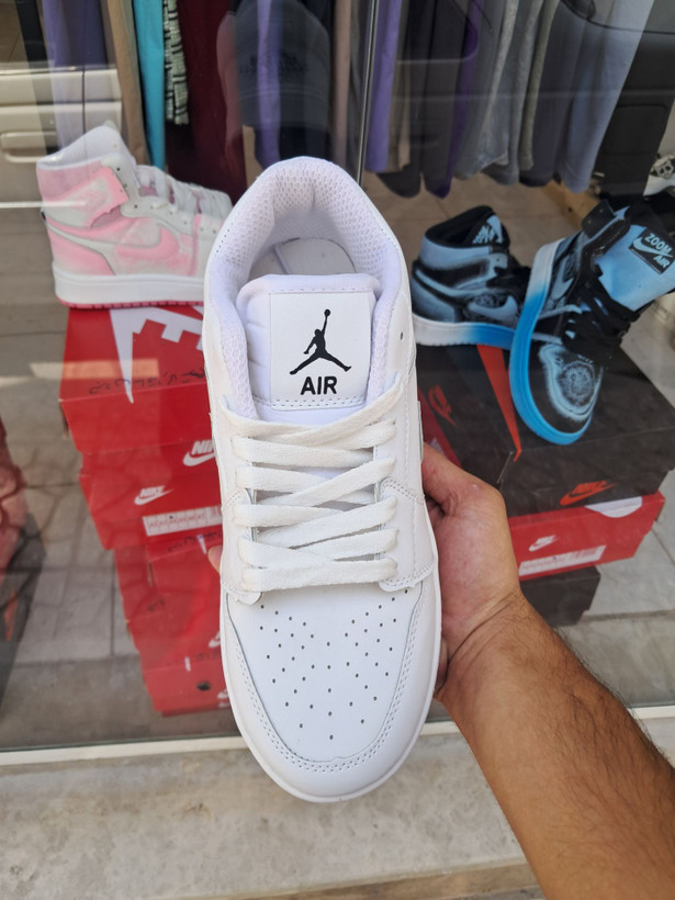 کتونی بسکتبال مردانه نایک ایر جردن 1 سفید تمام (Air Jordan 1 Low)