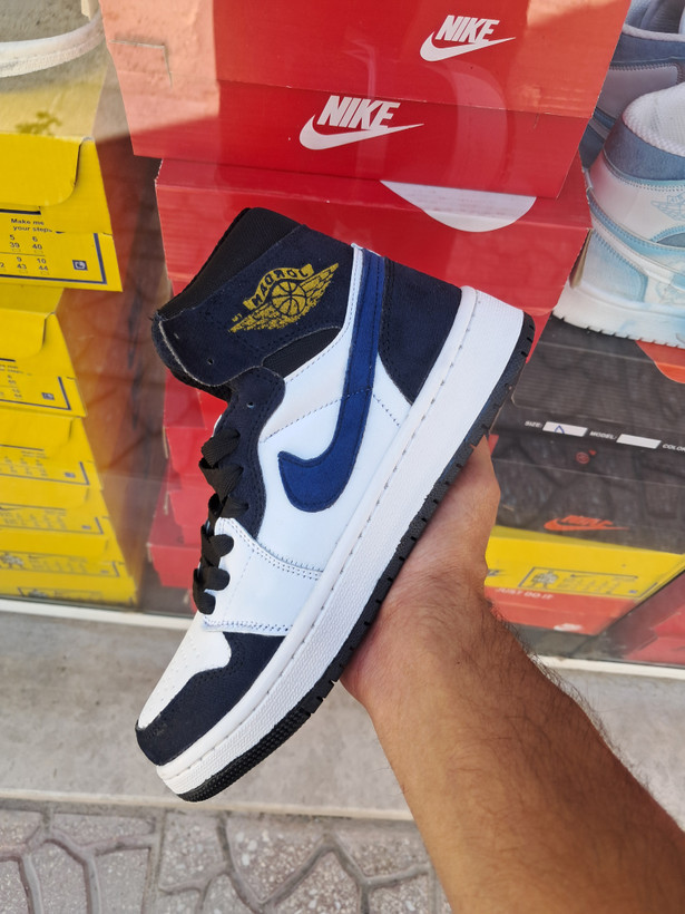 کفش بسکتبال نایکی دخترانه ایر جردن ۱ ساقدار مشکی سرمه ایNike Air Jordan