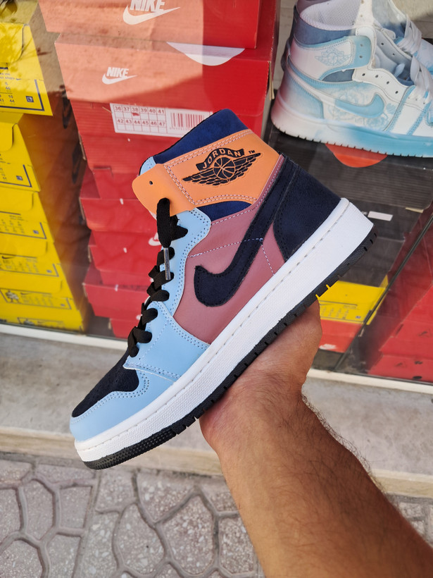 کفش بسکتبال نایکی دخترانه ایر جردن ۱ ساقدار آبی نارنجیNike Air Jordan