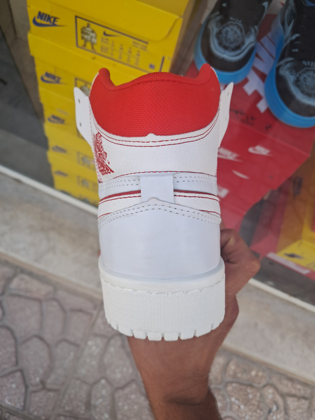 کفش بسکتبال نایک مدل JORDAN 1 ساقدار سفید قرمز رد فانتوم ۳۷ تا ۴۴