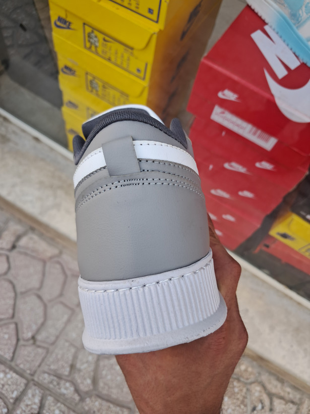 کتونی بسکتبال نایکی مردانه جردن ۱ ساق کوتاه طوسی سفید - Nike Air Jordan 1 Low
