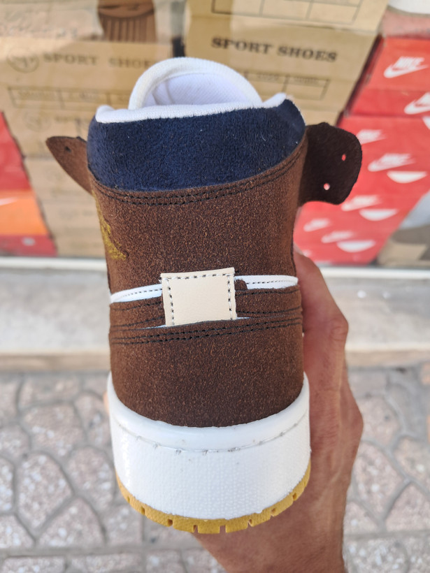 کفش بسکتبال نایکی دخترانه ایر جردن ۱ ساقدار کرم قهوه ای Nike Air Jordan