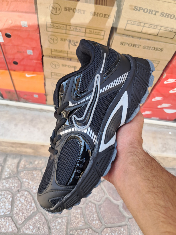 کتانی نایکی دخترانه مدل V5k مشکی سایز 37 تا 40